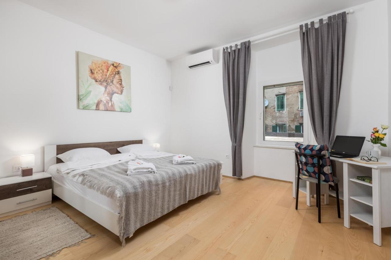 El Caminante Apartment 里耶卡 外观 照片